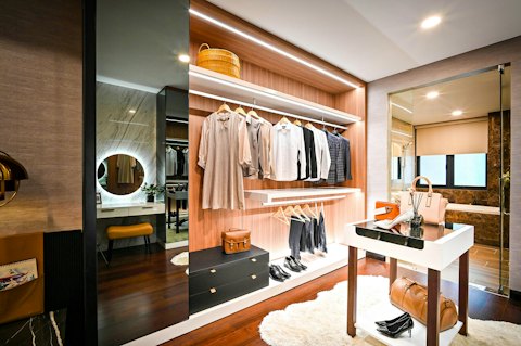 Hinged Wardrobe with Loft Storage